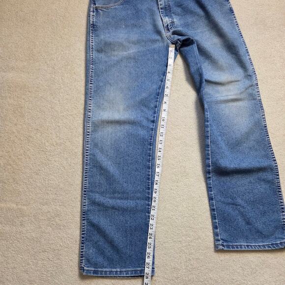 Wrangler Men's 34x30 Distressed Straight Leg Blue Jeans - Picture 8 of 12
